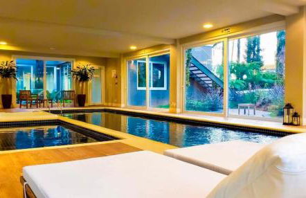 Apto Lindo e Completo com piscina e jacuzzi - Photo 46