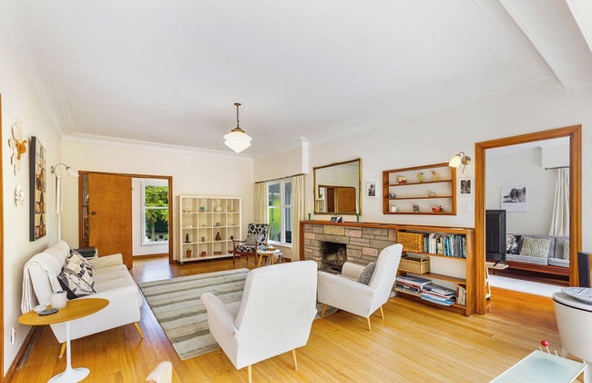 Spacious 3Br Mission Bay Home With Parking! - Photo 1