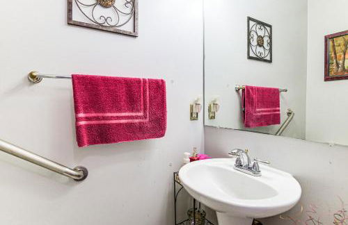 11 Mi to Dtwn Aberdeen Spacious Townhome! - Foto 9