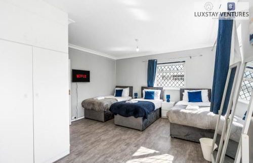 Spacious 3 Bedroom Brighton Home - South Downs - Stunning Sea Views - Garden - Pool Table - FREE Parking - Foto 27