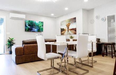 Exotic Homes Gillespie Dr by SD stay - Foto 7