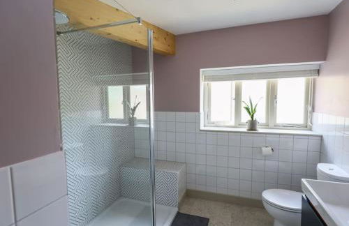 Spacious 1-bed apartment with super king or twin in central Charlbury, Cotswolds - Foto 11