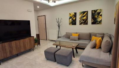 Lovely Stay - Photo 5, furniture