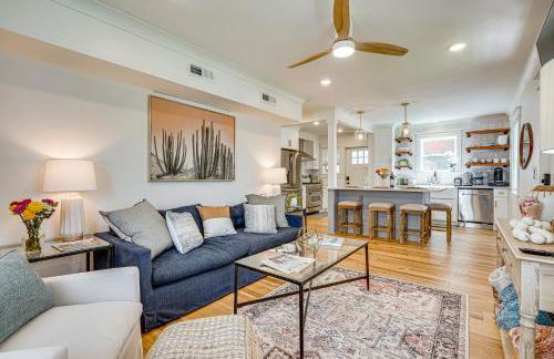 Dtwn Retreat with Game Room! Walk to Hampton Park - Foto 4