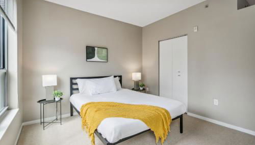 CozySuites Mill District with pool, gym # 10 - Foto 3