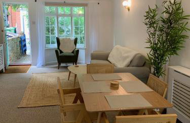 Richmond Escape - Photo 21