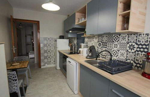 Appartement T2 55 m2 une chambre et garage - Foto 11