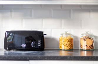 Arte Stays - 3-Bedroom Bright House London, Haggerston, Garden, Parking, 8 min walk to Haggerston Station, weekly or monthly stays, serviced accommodation - 7 guests - Foto 11