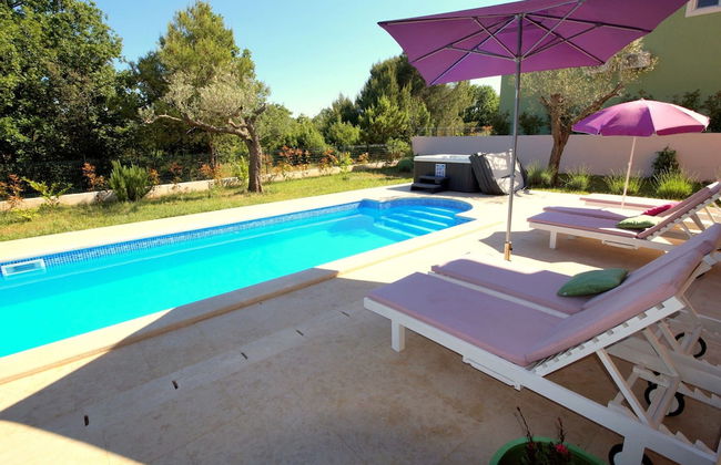 Villa in Rakalj Near Beaches With Pool - Foto 26