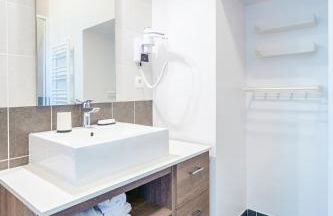 Apparthôtel Tempologis - Chateau de la Rochette - Foto 61