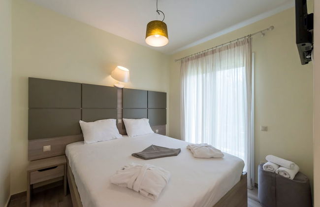 Estia Coastal Dream - Lush & Enchanting Garden Gem - Photo 21