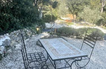 Chalet with a view of Pic Saint Loup, large garden - Foto 12