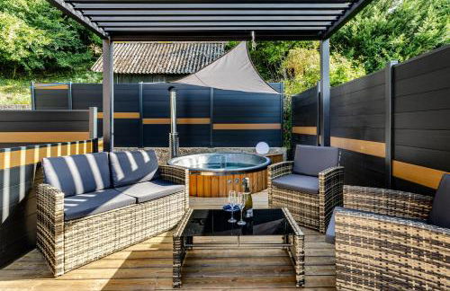 Love room avec Spa privatif "la Courtisane" - Sofa Tantra, terasse, salon d'hiver sous dôme transparent chauffé - love-room-alsace-67 - Foto 28