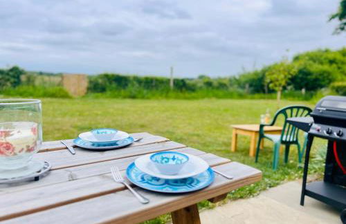 Romantic Cabin Retreat on 50-Acre Suffolk Farm - Foto 29