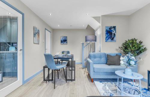 MK 2-Bedroom Contractor's Gem, 5 beds, sleeps 6, free parking - Foto 21