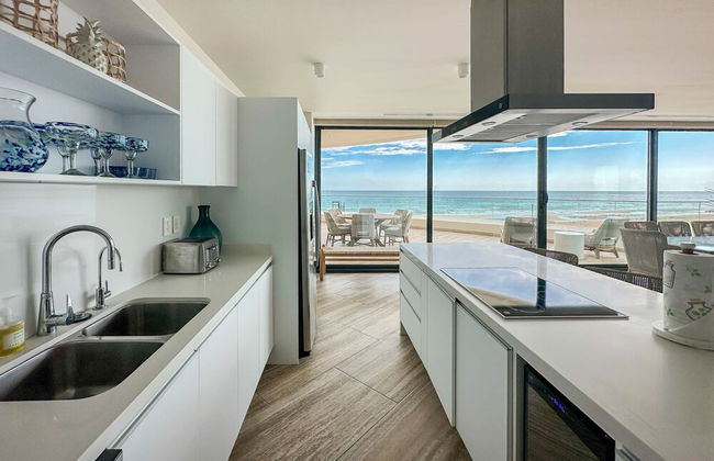 3BR Ground Floor Condo With Direct Pool Access - Foto 24