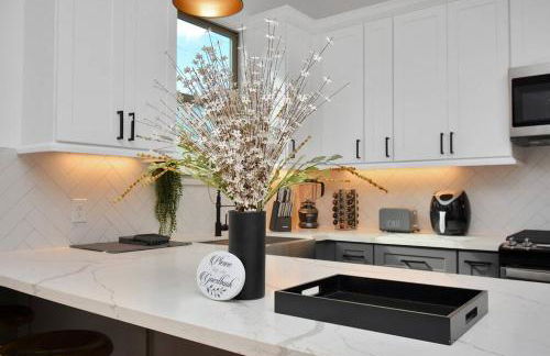 Blissful Getaway Home with Hot Tub & Backyard Near Downtown - Photo 51