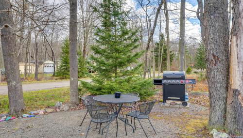Game Room, Hot Tub and Fire Pit Pocono Lake Escape! - Foto 3