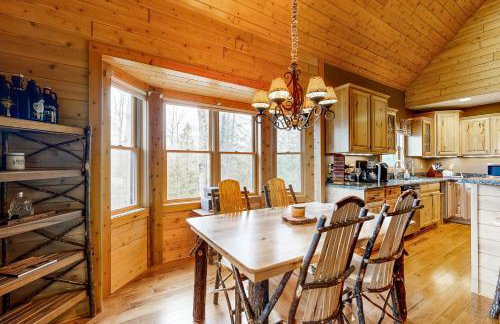 Steps to Sturgeon River! Dog-Friendly Nature Haven - Foto 4