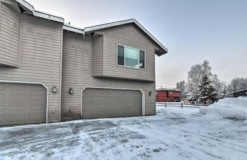 Cozy Anchorage Townhome Less Than Half Mile to Jewel Lake! - Foto 26