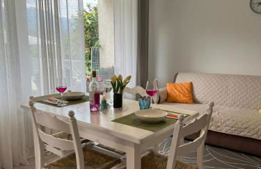 Green House Next - Lovely Apartment for family and Free Parking - Photo 10