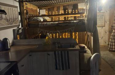 Bridie -rose with wood tub country retreat mini zoo - Foto 16