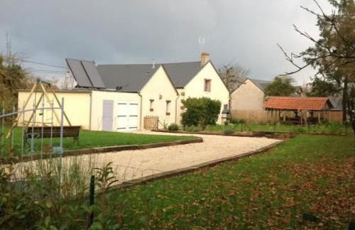 Charmant gîte rénové avec jardin, proche du Val de Loire et du Sancerrois, idéal pour familles - FR-1-590-33 - Photo 3