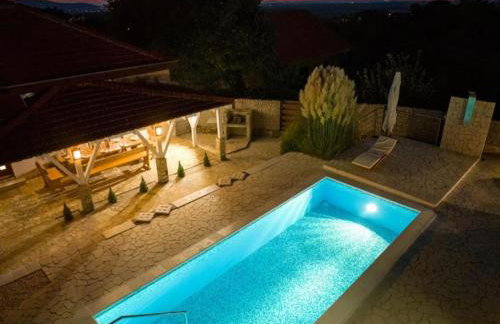 Villa Gabriel - Three Bedroom Villa with Outdoor Pool - Foto 30