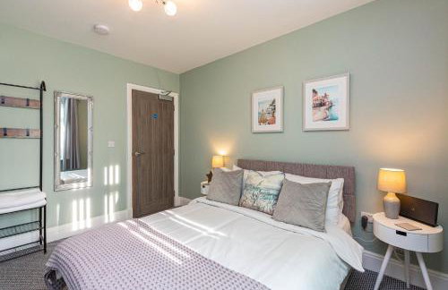 Stylish Seafront Apartment - Sleeps 6 - Gateway to the Lakes - Photo 3