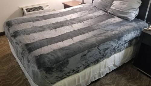 Hotel 2 Queen Beds Room 124 Booking - Foto 5