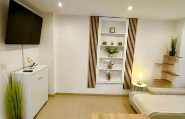 WOLFÜHLOASE am Hamburg Airport - Photo 19