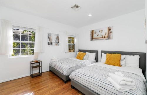 Valley Oasis Pool Hot Tub Near Universal - Foto 46