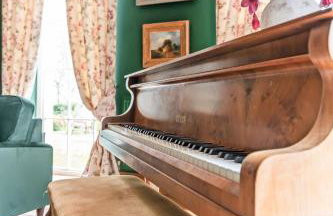 Beccles Georgian Mansion l 9 Bedrooms, Hot Tub & Parkland - Foto 17