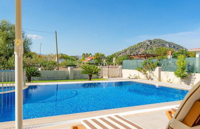 Villa Ozcelik Large Private Pool A C Wifi Car Not Required Eco-friendly - 2833 - Foto 26