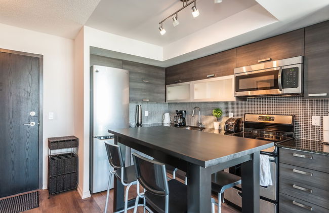 Life Suites Soho 2 Bed - 2 Bath CN Tower View - Foto 24