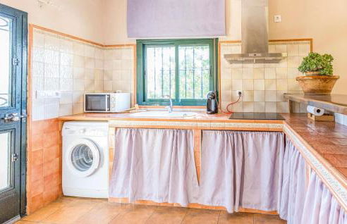 Stunning Home In Ubrique With Kitchen - Foto 6