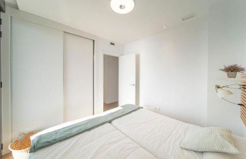 Primera linea de playa con vistas directas al mar-Apartamento premium Albufereta - Photo 9