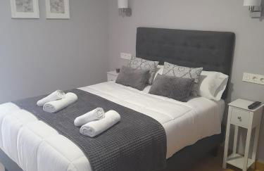 APARTAMENTOS CASA FREDI - Apartamentos les cuartes 1 y 2 - Foto 7