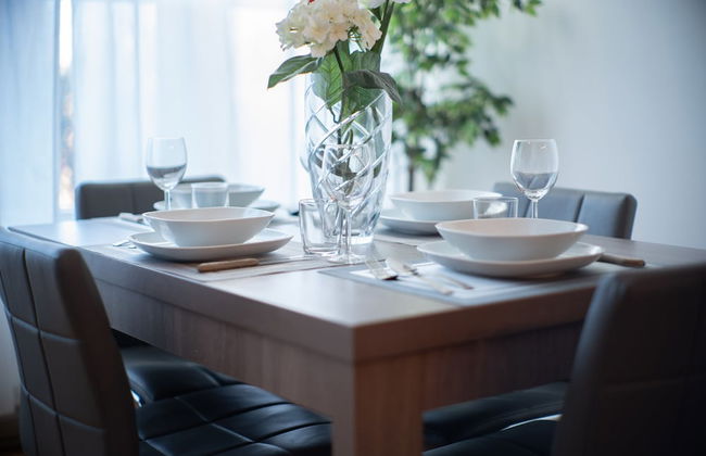 Stunning 2 Bedroom Apt! 3mins Walk From CDN Metro - Foto 31