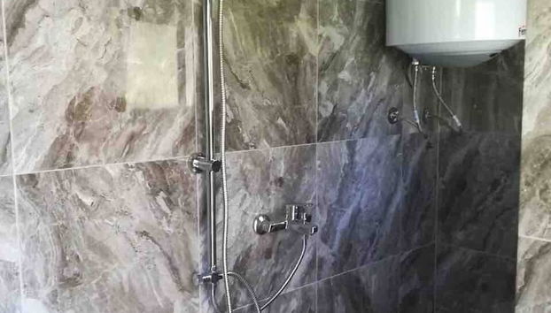 Duche na casa de banho