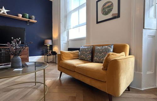 6 Wye Valley Chambers - Area of Outstanding Natural Beauty - Parking Space & Dog Friendly - Photo 1