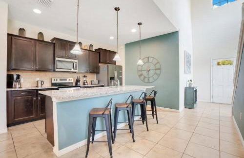 Large Themed Pool Home at Windsor at Westside - Photo 19