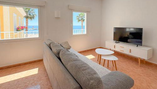 Encantador Apartamento en Primera Línea de Playa - Foto 3