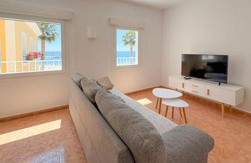 Encantador Apartamento en Primera Línea de Playa - Foto 3