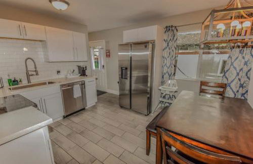 Reno Retreat 3 King Beds by Casinos and University - Foto 32