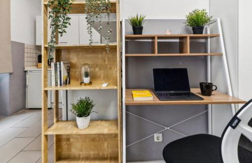 Bright flat near park & transport Neukölln - Foto 4