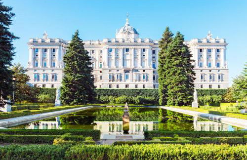 Luxe Apartment Madrid 7 paradas de Metro de Sol - Photo 22