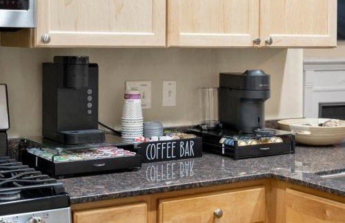 Stylish 2BR Walk to Rush UIC 10 Min Downtown Chicago Free Parking Wifi - Foto 6