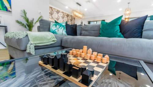 5BR Serenity Tampa Pool and Hot tub - Foto 3