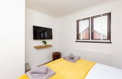 Spacious & Bright 3 Bedroom House in Peterborough - Foto 30